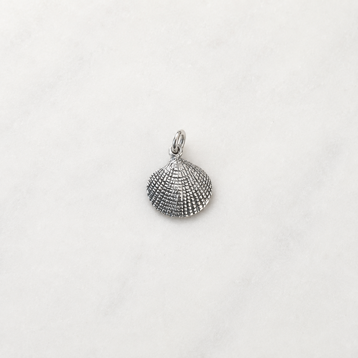 Fine Detailed Scallop Shell Charm - Sterling Silver