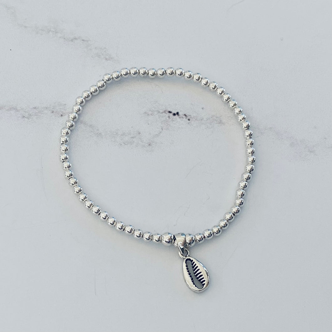 3mm Flat Cowrie Shell Bracelet